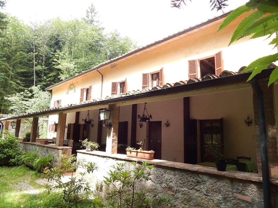 Agriturismo Fonte Magria Abbadia San Salvator Buitenkant foto